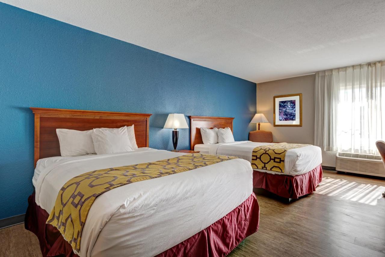 Baymont By Wyndham Hotel